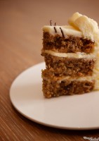 CRUNCHY SMOOTH CARROT CAKE